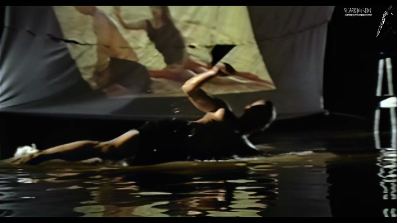 Hoàng Kim - Cô bé quàng khăn đỏ [OFFICIAL MV] [4K HD REMASTERED]