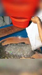 Recycling waste plastic to make pellets