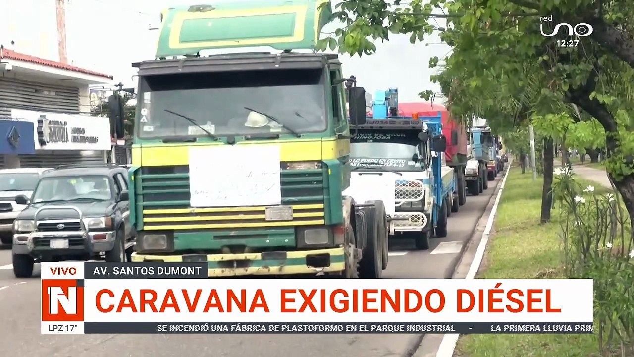 TRANSPORTISTAS LLEGARON HASTA YPFB POR DIÉSEL