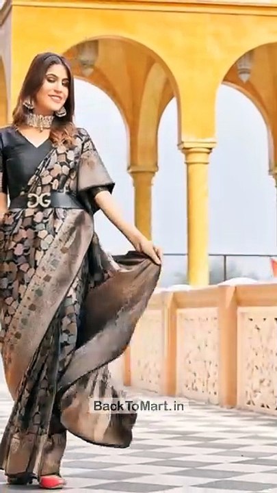 Kanjivaram Silk Saree with Zari Woven #fashion #trends