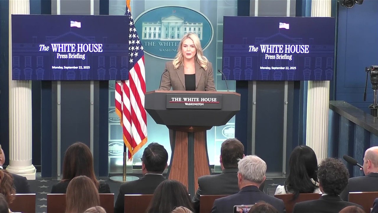 Karoline Leavitt Slams Venezuela’s Maduro Over Trump Letter