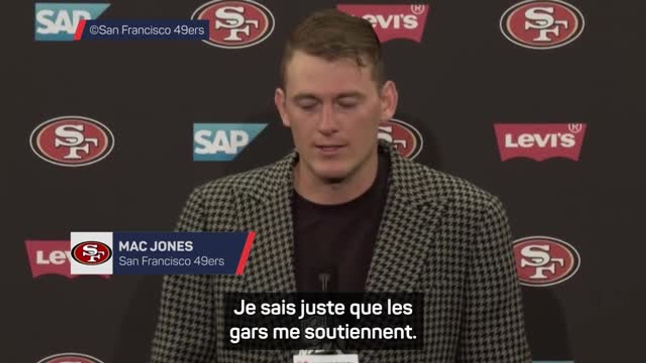 49ers - Jones se moque de son écran au quatrième quart-temps