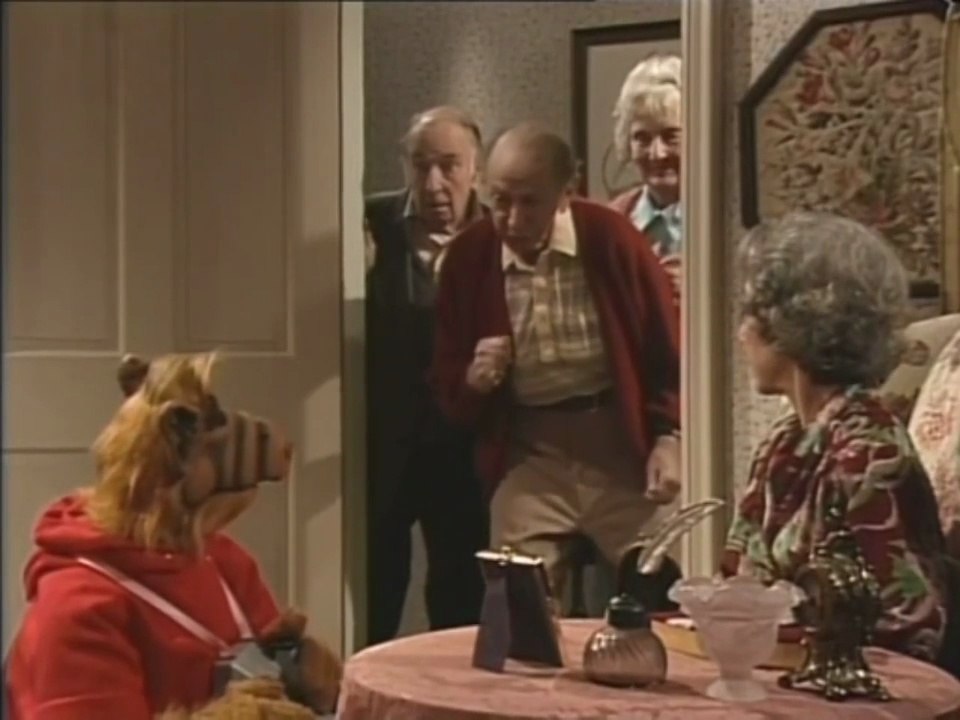 ALF Staffel 4 Folge 19 'Die Seniorenparty' #Deutsch #HD