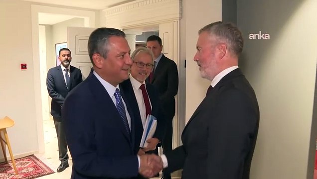 Özgür Özel, İskandinav ve Baltık ülkeleri büyükelçileriyle buluştu