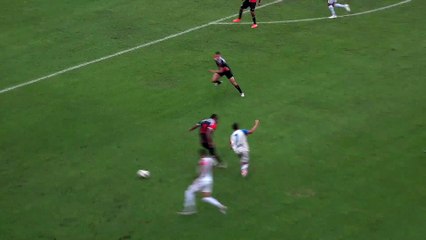 Atacante perde gol inacreditável embaixo da trave na Copa SC 2025