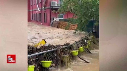 İtalya'da aşırı yağış ve sel taşkınlara yol açtı
