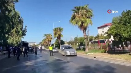 Alanya’da tur otobüsüyle yolcu midibüsü çarpıştı: 2’si ağır 15 yaralı