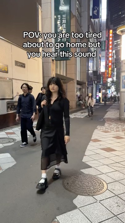 POV: t’es fatiguée, sur le point de rentrer chez toi mais t’entends cette mélodie 🎶🥹
