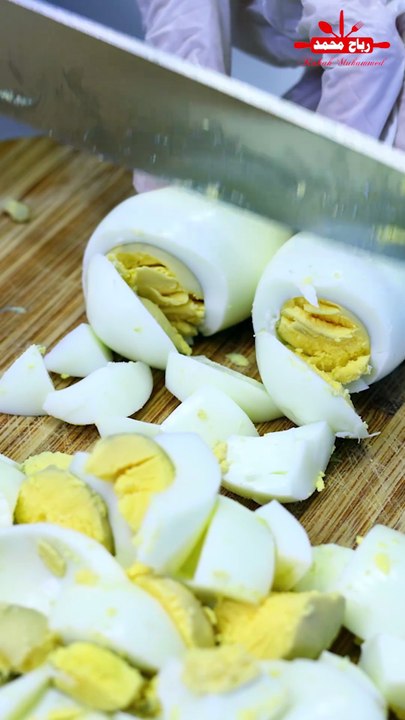 سلطة البطاطا والبيض الصحية... طعم لا يُقاوم 🥚 حضّرها في دقائق… وأبهر عائلتك 🥔 مع رباح محمد