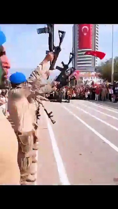 Army fans