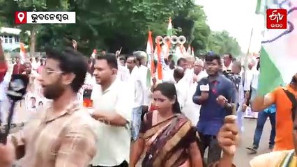 ରଣକ୍ଷେତ୍ର ପାଲଟିଲା ଲୋୟର PMG: ଭାଙ୍ଗିଲା ବ୍ୟାରିକେଡ, ପାଣିମାଡ କଲା ପୋଲିସ