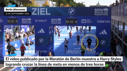 Harry Styles cruza la meta de la Maratón de Berlín en menos de tres horas