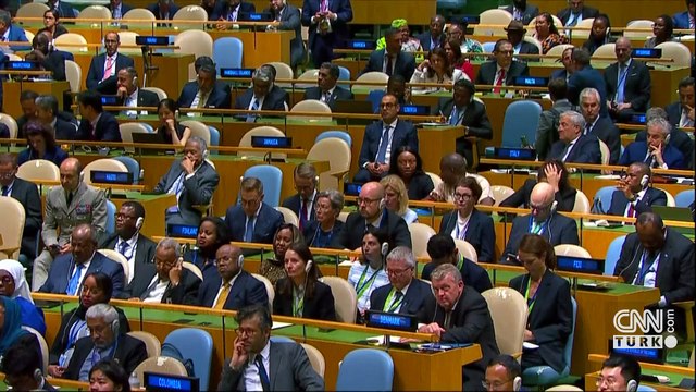 CIA Şefi ve Şara arasında esprili diyalog: ARANAN İSİMKEN NASIL LİDER OLDUNUZ?