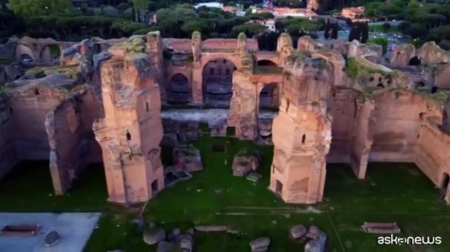 Caracalla Danza, la coreografia contemporanea si libra sull'acqua