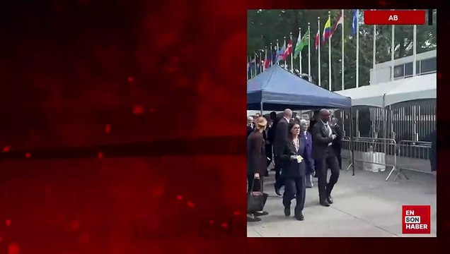 Cumhurbaşkanı Erdoğan ve eşi Emine Erdoğan Birleşmiş Milletler binasına el ele girdiler