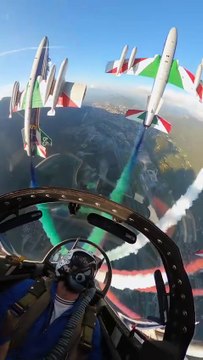Frecce tricolori sopra Trento: il video dell'Aeronautica militare