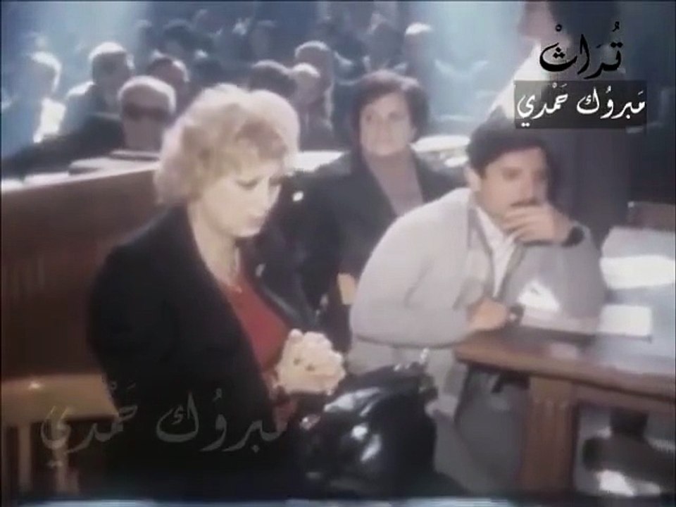 فيديو نادر للحظة النطق بحكم سجن عصمت السادات وا...