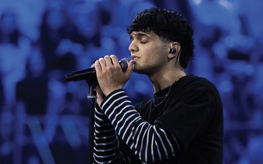 X Factor 2025: Giorgio Campagnoli canta Sui muri degli Psicologi e sono 4 sì (anzi: 5)