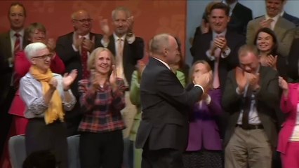 Ed Davey Sounds Alarm: Trump’s America Shouldn’t Mirror Farage’s Britain