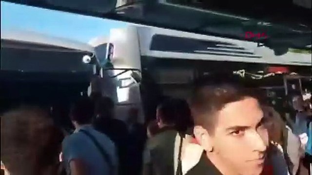 Metrobüsler çarpıştı! Ekipler olay yerine sevk edildi