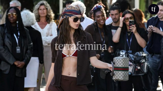 Tellement sexy : Emrata partage des photos d'elle en robe satin très décolletée, ses fans sont sidérés