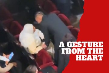 Raphinha shares heartfelt moment with Lamine Yamal’s grandmother at Ballon d’Or ceremony