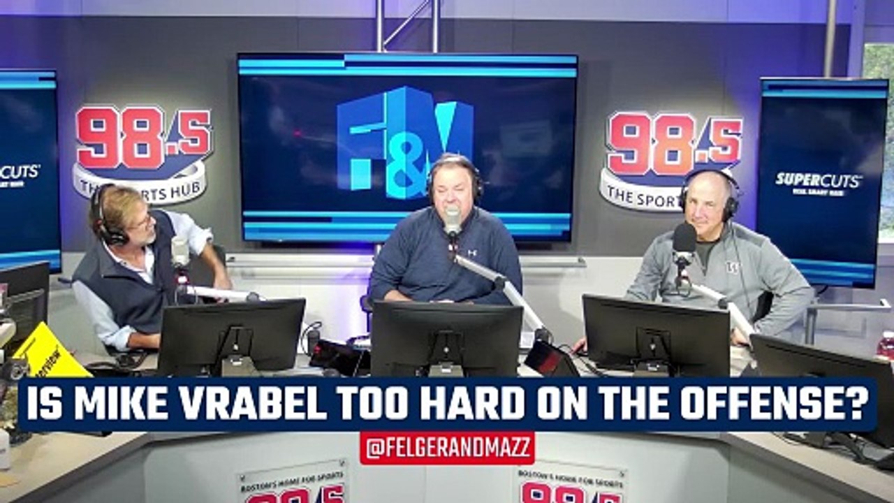 Is Mike Vrabel too hard on the Patriots offense?