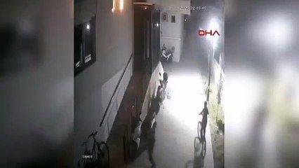 Çocuklar kaşla göz arasında bisiklet çaldı