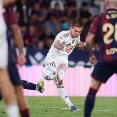 Franco Mastantuono anota su primer gol con el Real Madrid