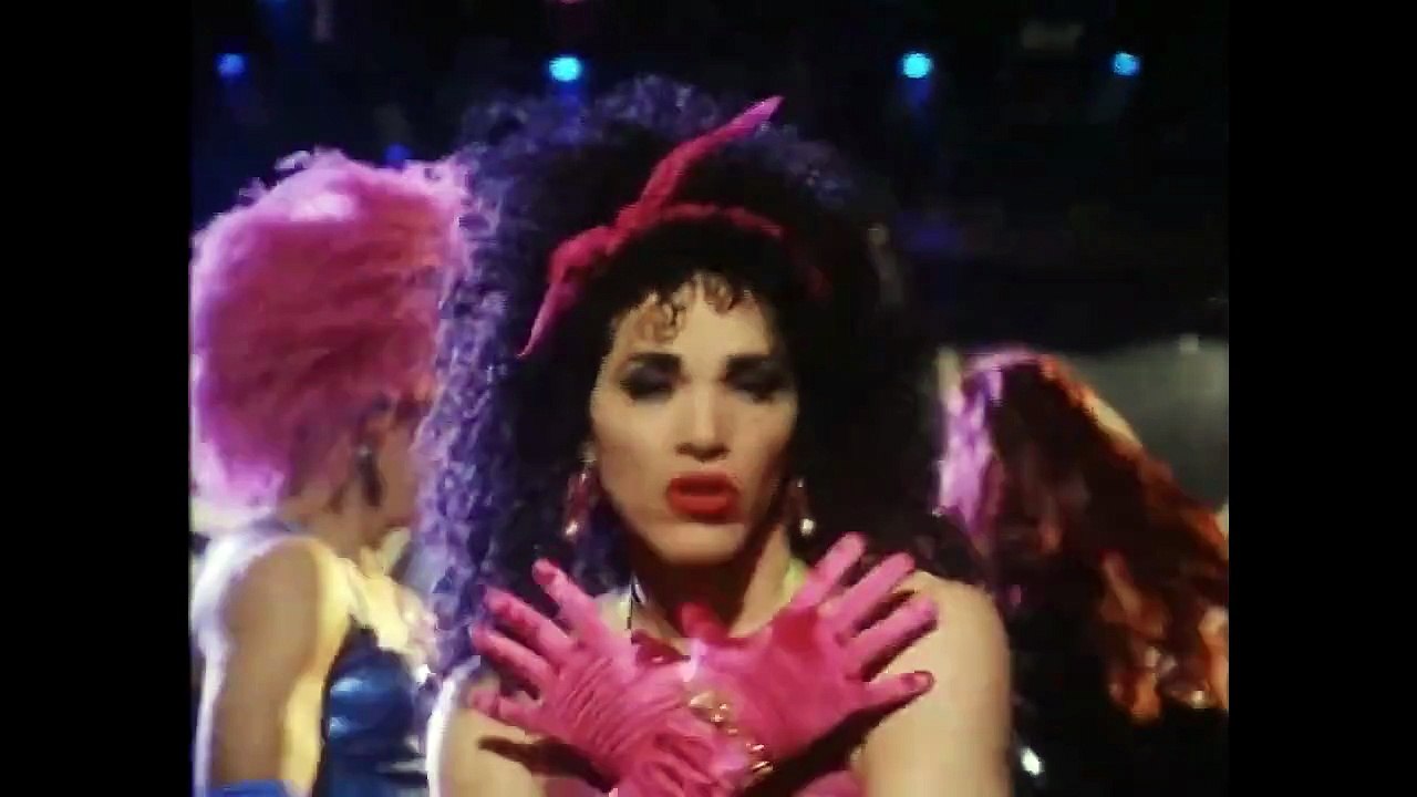 Extravagances (1995) - Bande annonce