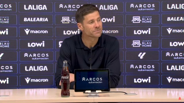 RUEDA de PRENSA de XABI ALONSO tras el LEVANTE - REAL MADRID