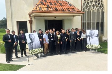Rinden guardia de honor a Mauricio Fernández en La Milarca