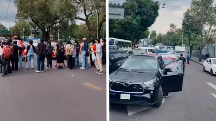 Estudiantes de CCH Sur exigen seguridad en el plantel tras ataque a alumno y bloquean Insurgentes Sur en CU