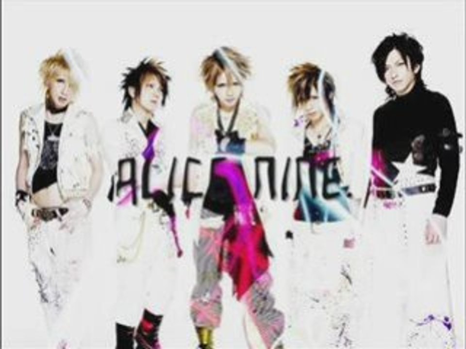 Alice nine. (Q)