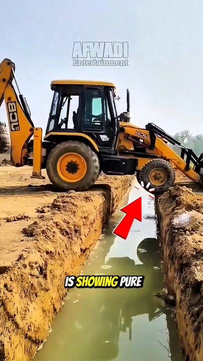 JCB Extreme Skill Over Water Trench