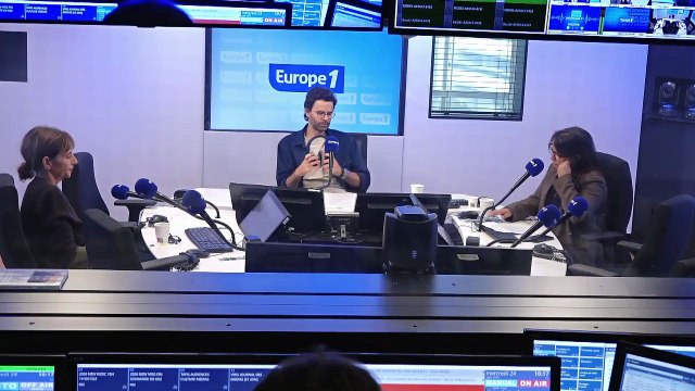 «Jean-Pierre Elkabbach autoportrait de mon père» : Emmanuelle Bach est l'invitée de Culture médias