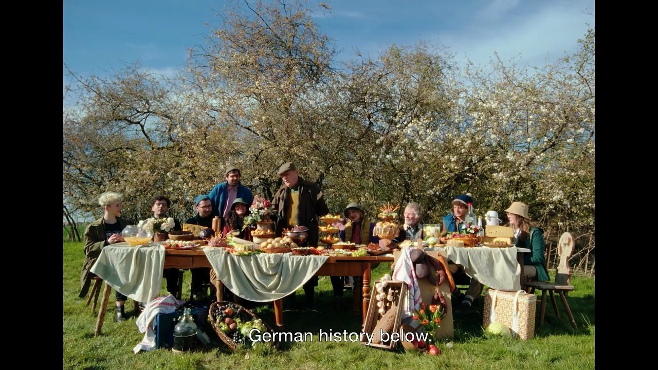 Rote Sterne überm Feld - Trailer (Deutsch, English Subs) HD