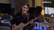 Pedro Pastor interpreta 'Los Olvidados' en la redacción de elDiario.es