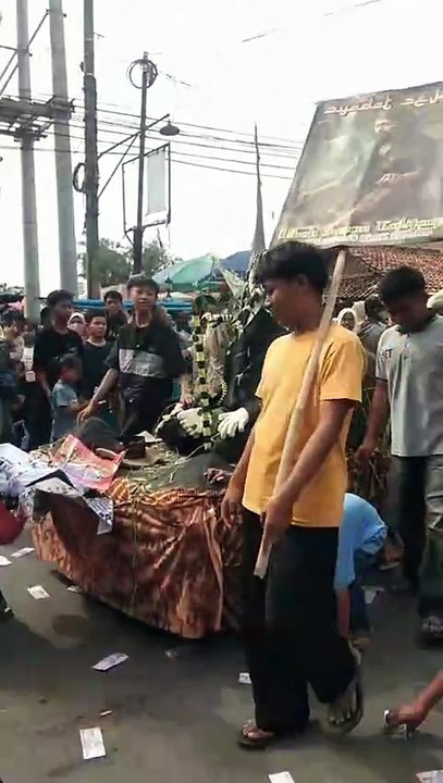 Karnaval/ Arak-arakan muludan Bayalangu Cirebon 2025