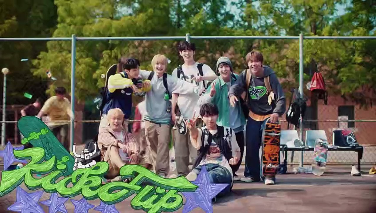 KickFlip(킥플립) _처음 불러보는 노래 (My First Love Song)_ M_V