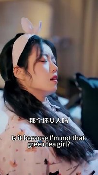 After she transmigrated into a book and became a vicious woman, she accidentally developed the ability to read minds. When she conquered her mad husband, Bai Lianhua came to trouble her again. However, all the plots were under her control, leaving Bai Lia