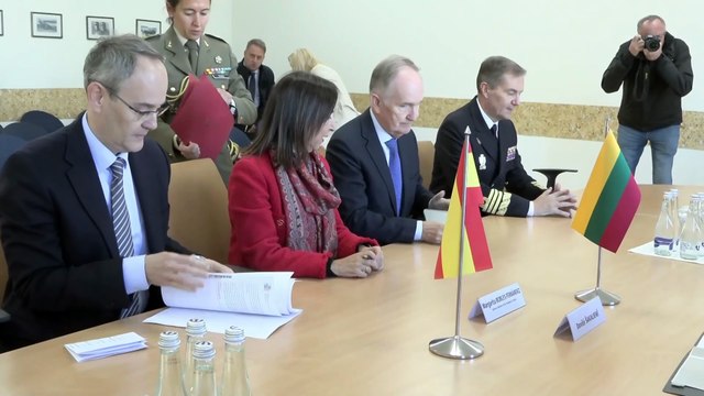 Lituania pide ante Robles que cazas españoles pasen a la acción contra Rusia