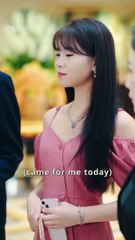 ¡Solo espera a que consiga seducir a su poderoso tío! ¡Maldita sea, estuvo literalmente detrás de mí todo el tiempo!