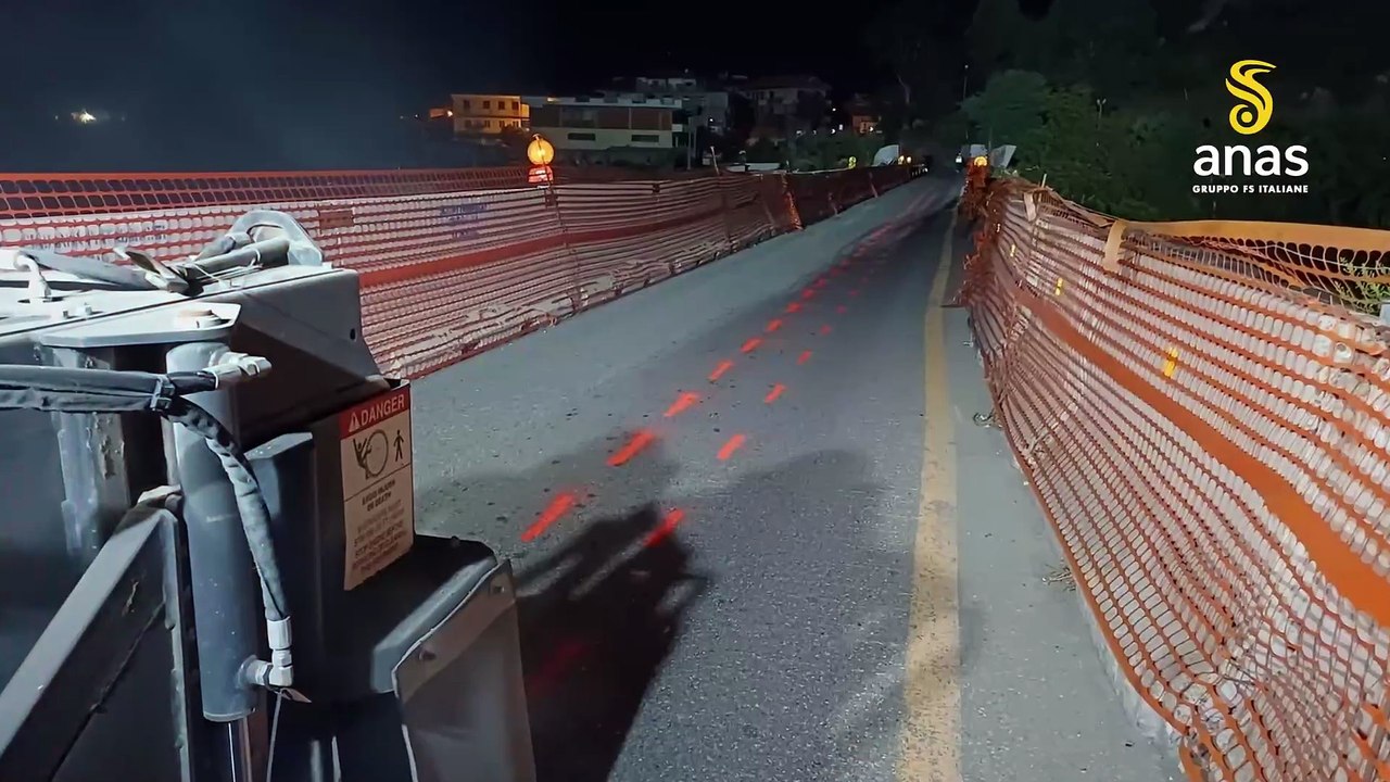 Lavori notturni ponte San Giuliano SS 116 a Randazzo (CT)