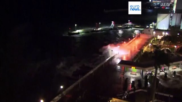 Тайфун Рагаса привёл к гибели людей на Тайване и Филиппинах и идёт на материковый Китай