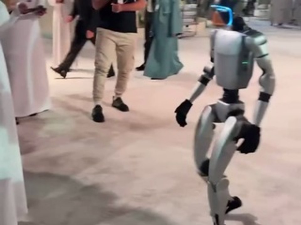 1000155885
