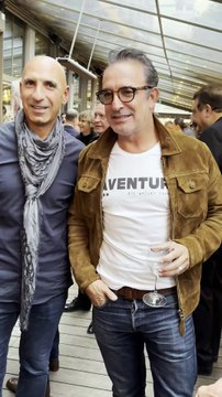 Vidéos - Jean Dujardin au vernissage de l'exposition La boxe fait son cinéma du photographe Frédéric Andrieu à l'hôtel Brach Paris, France, le 23 septembre 2025© Denis Guignebourg / Bestimage