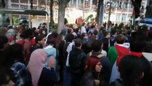 Trento, cori e bandiere alla manifestazione per la pace in Palestina