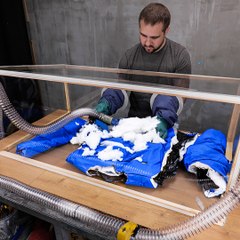 Turning an old winter jacket fluff into a stylish scarf🧣