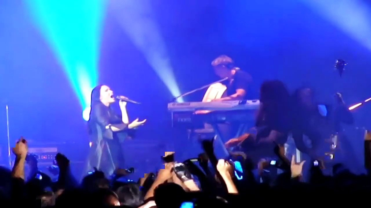 TARJA — The Crying Moon | Tarja — Luna Park Ride — (2011) — Stadium LUNA PARK — Buenos Aires, Argentina, 27th March, 2011